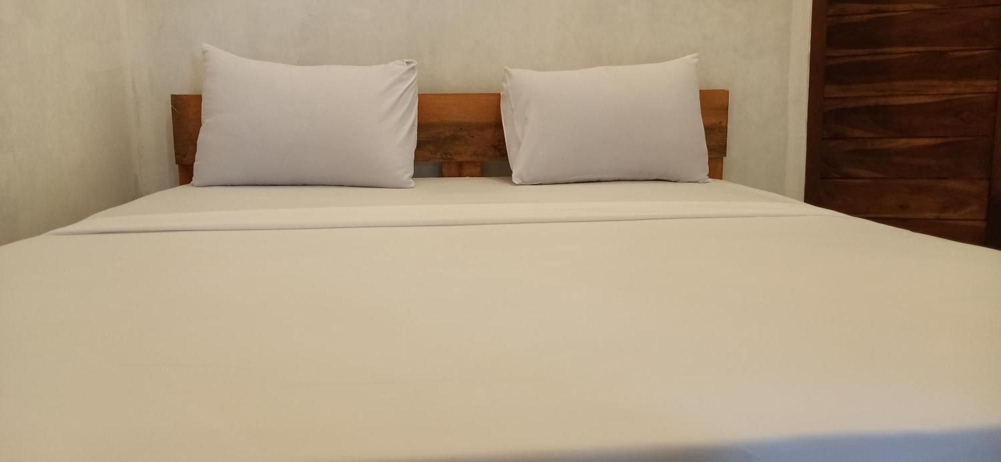 Bayan Exotic Homestay Senaru Ngoại thất bức ảnh