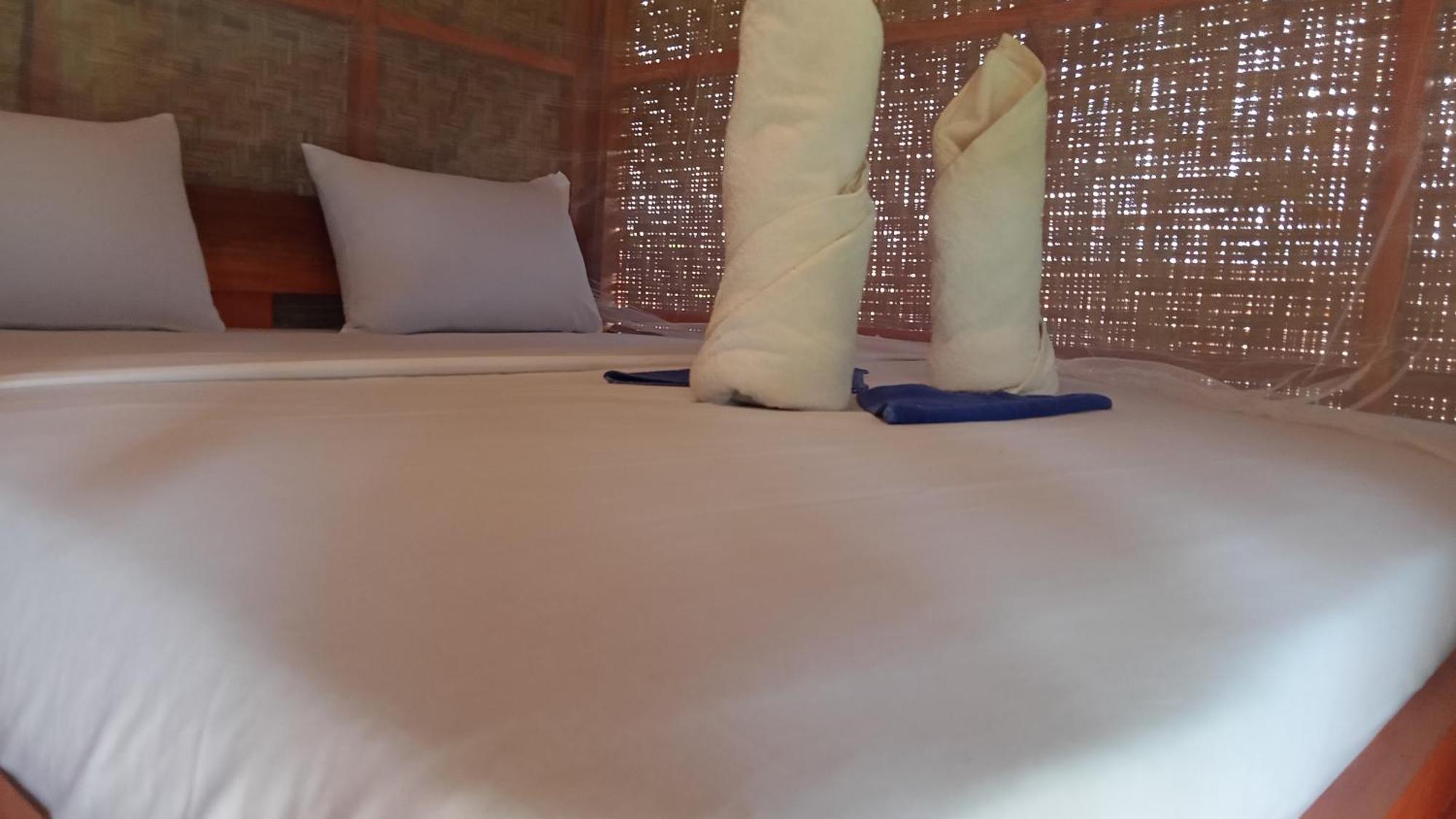Bayan Exotic Homestay Senaru Ngoại thất bức ảnh