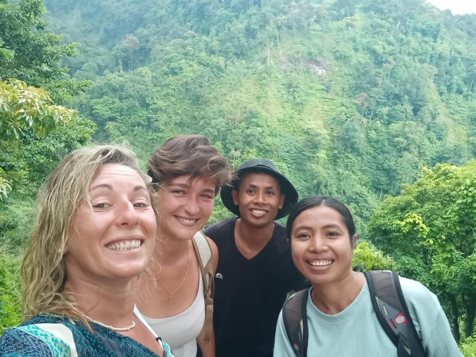 Bayan Exotic Homestay Senaru Ngoại thất bức ảnh