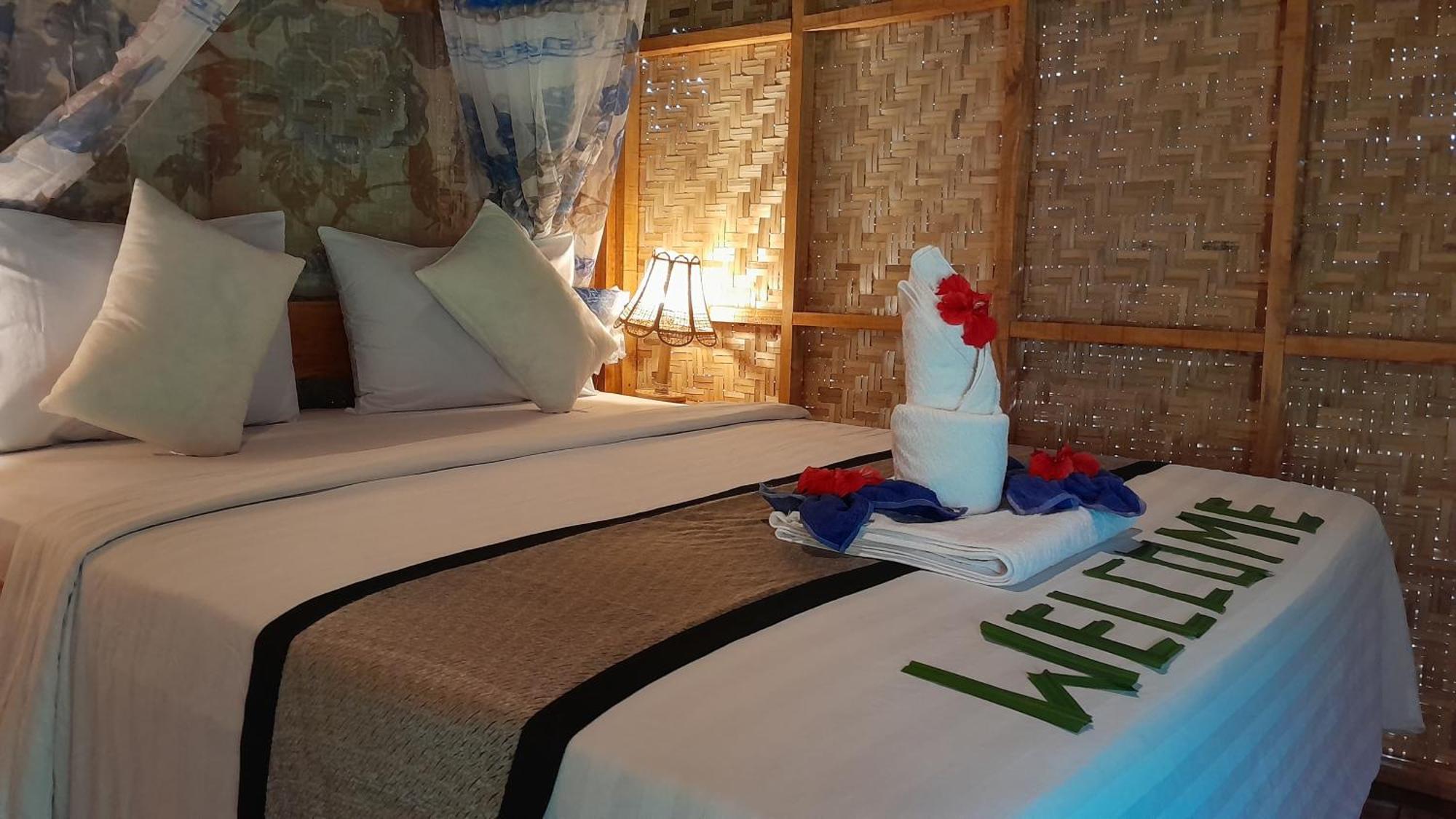 Bayan Exotic Homestay Senaru Ngoại thất bức ảnh
